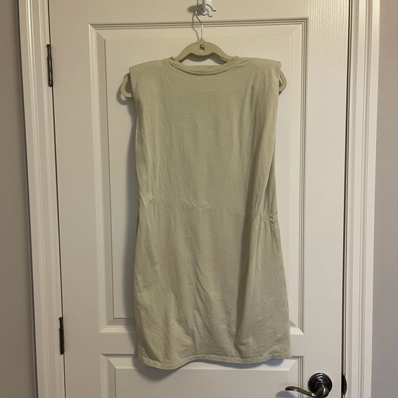 Zara shoulder pads t-shirt dress - Picture 8 of 8